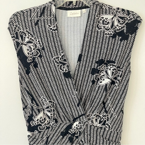 Anthropologie Deletta Floral Wrap Tank Top Blouse Stretch Sz Med (ff) - Picture 6 of 16